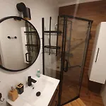 Number One Nova Wozownia Apartment