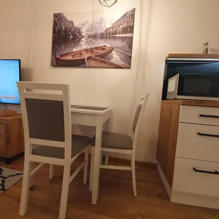 Number One Nova Wozownia Apartman *