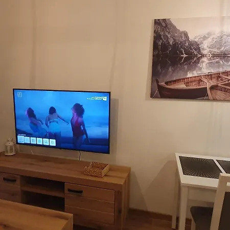 Number One Nova Wozownia Apartament *