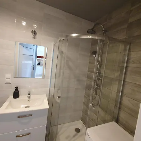 Apartment Number One Nova Wozownia *