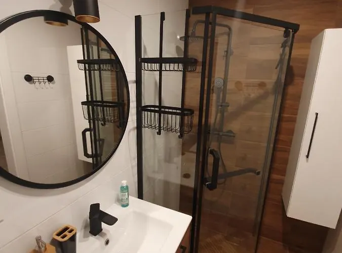 Number One Nova Wozownia דירה